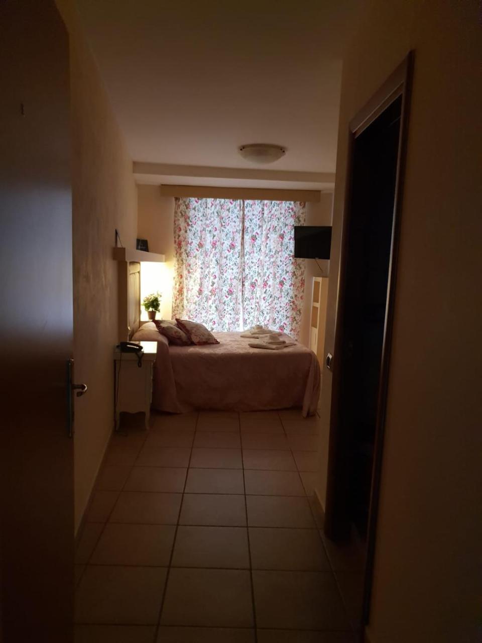 Albergo Del Centro Storico Салерно Экстерьер фото